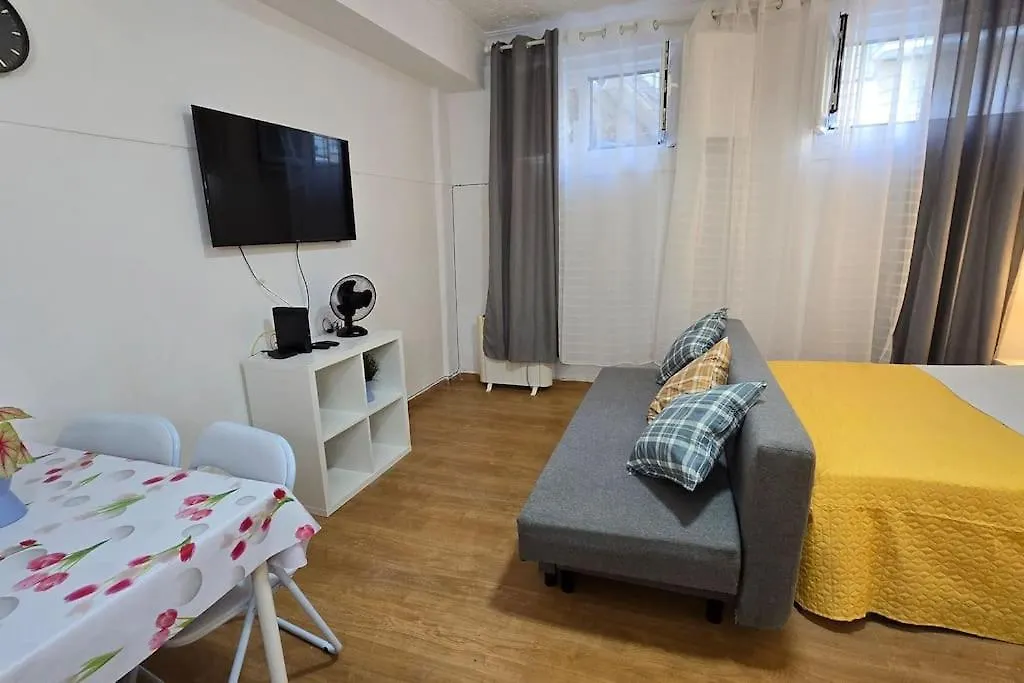 Apartamento Cave -1 Estudio Inteiro No Areeiro Em Lisboa Apartment Lissabon